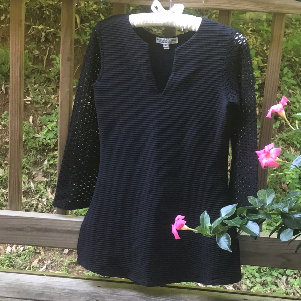 🌟REDUCED🌟Andria Lieu Spandex Tunic Top Crochet